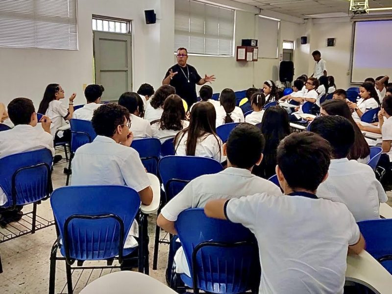 6ca11961-e4f7-4a5d-ab57-cec22f39e971